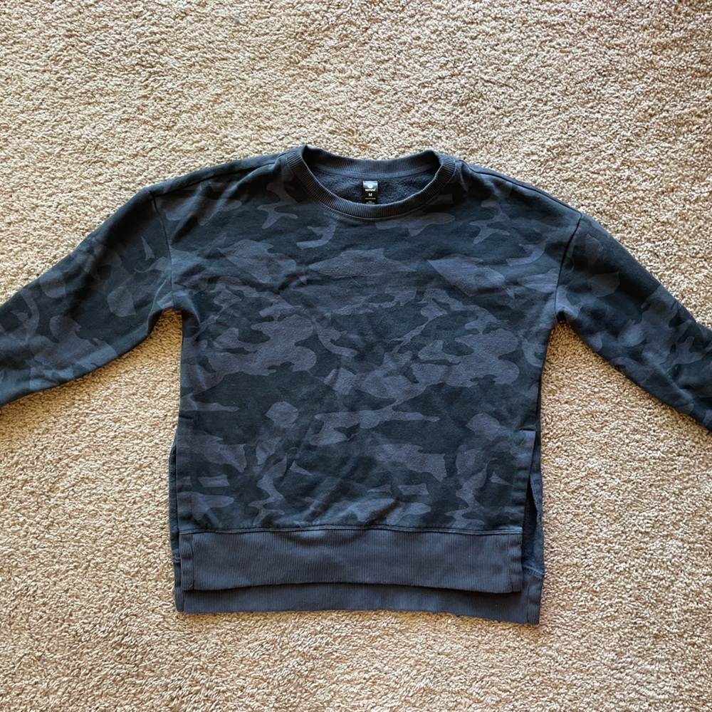 90 Degree Dark Camo Sweatshirt